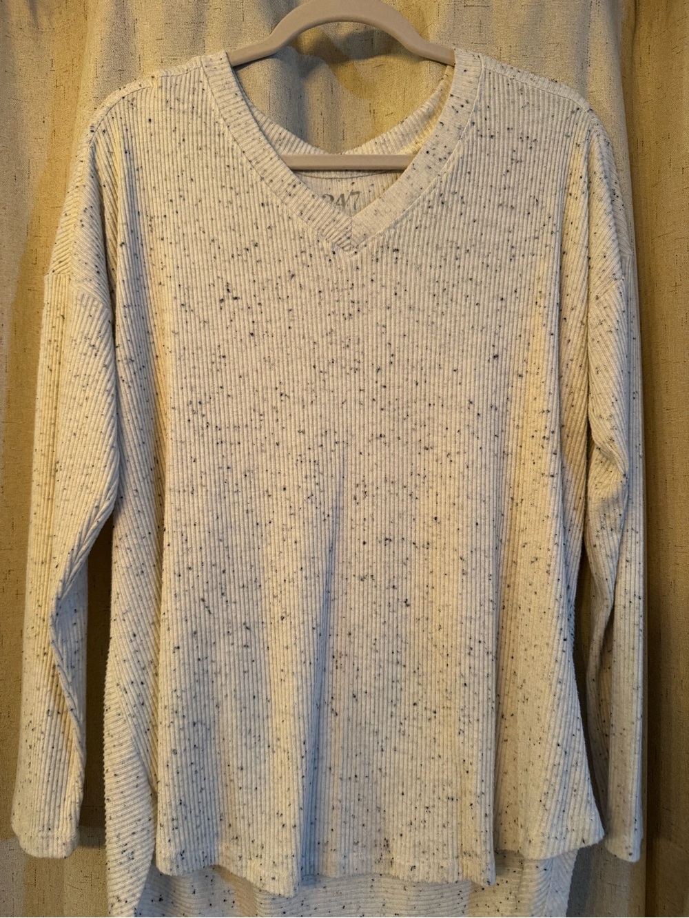 Speckled Ribbed V-Neck Sweater - Cream
